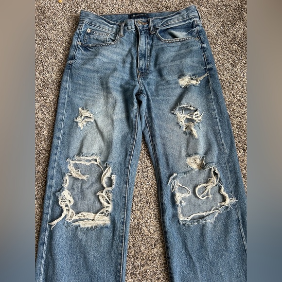 Aeropostale highly distressed low rise skater jeans size 2R - Picture 3 of 8